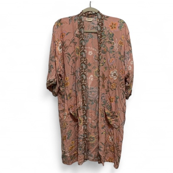 World Market Boho Floral Hummingbird Graphics Open Front Short Sleeve Kimono - Picture 1 of 10